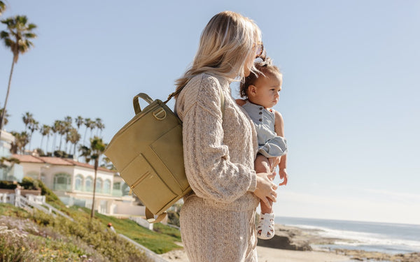 Diaper Bag Totes Vs. Backpack Baby Bags Compared: Pros And Cons – Fawn  Design