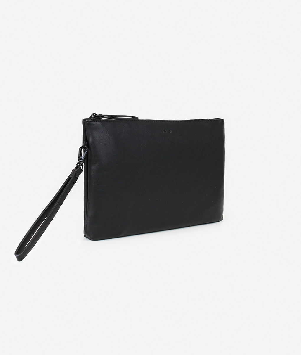 The Changing Clutch - Black / Black